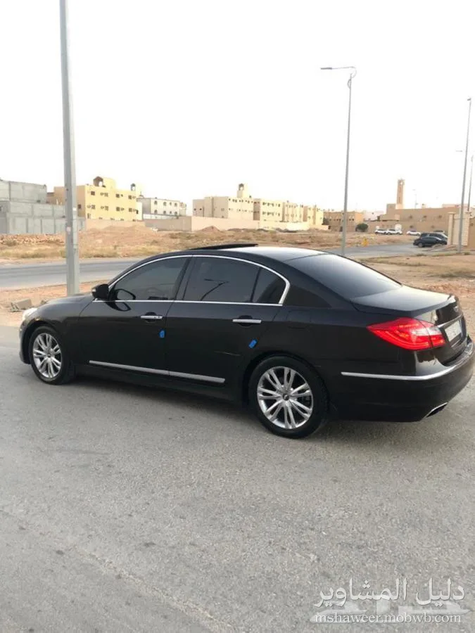 صورة سيارة خالد – جينسس  2014